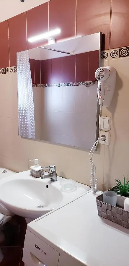 Michalis, 2-Bedroom Apartment In Saranda